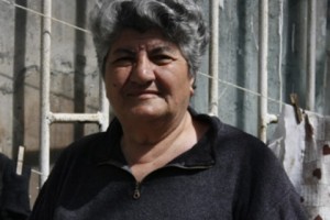 “Девять лет назад мать бросила четверых детей и ушла”,- говорит 64-летняя 
бабушка
