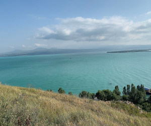 Ученый предлагает учитывать суммарное воздействие месторождений на озеро Севан 
