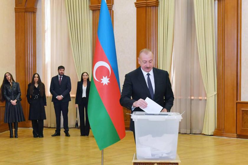 Кто стал “новым” президентом Азербайджана после праздничных выборов