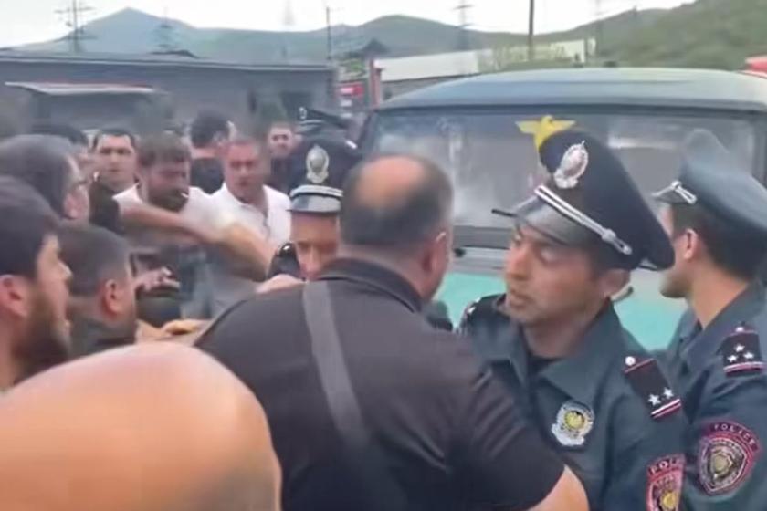 Police, Activists Clash in Tavush Border Deal Protest