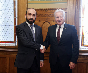 Արարատ Միրզոյանը հանդիպել է Հունգարիայի Ազգային ժողովի նախագահի տեղակալին