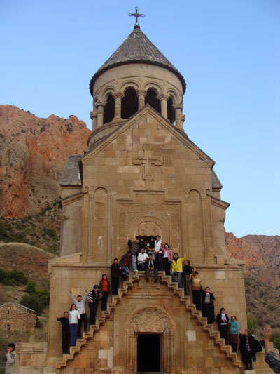 noravanq_8.10.09