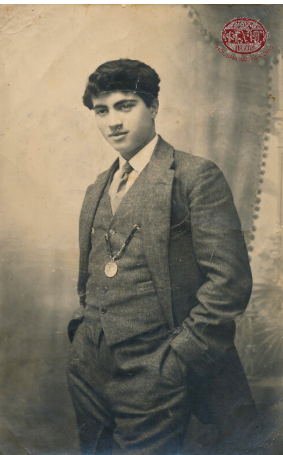 Ադանայում, 1913, կամ 1914թ..png (213 KB)
