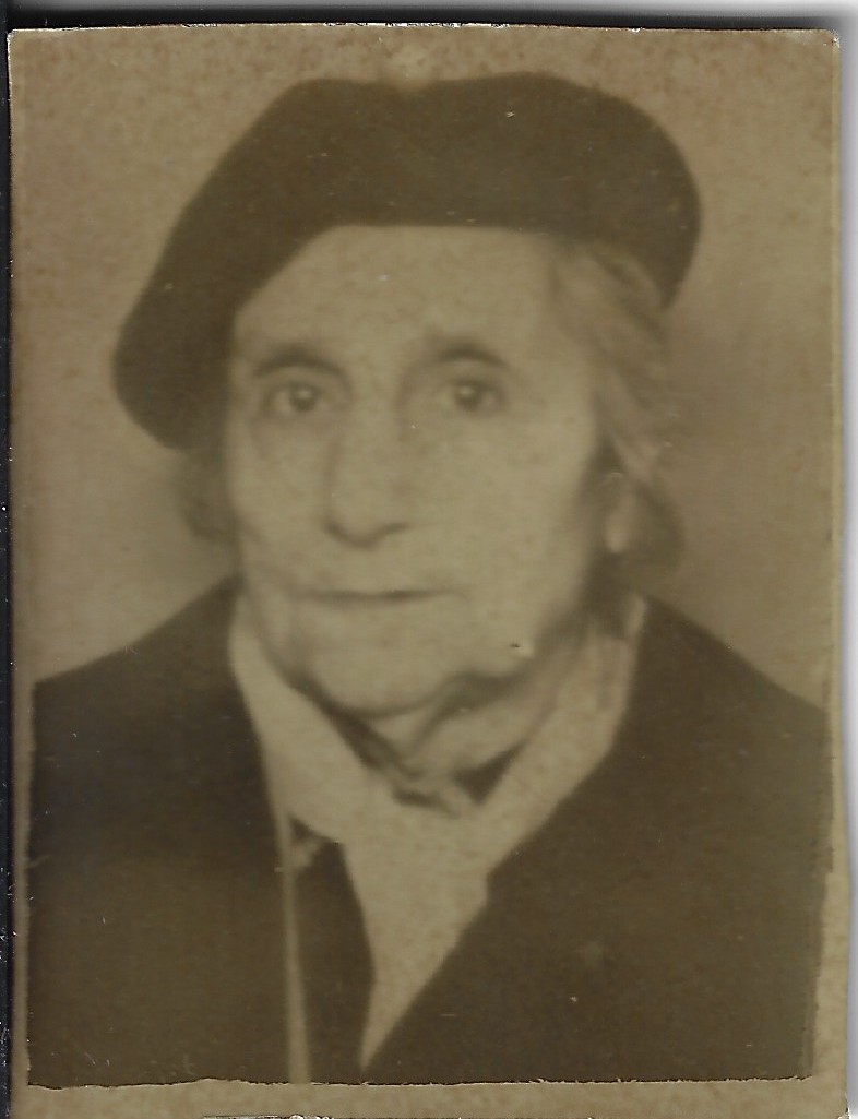 Հայկանուշ Մառք 1.jpg (95 KB)