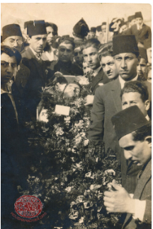 Պոլիս, Մ.Զարիֆեանի թաղումը, 1924թ..png (149 KB)