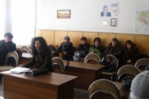 Աքորիի դպրոցում կաթվածահար վիճակ է. դասերն անհապաղ չվերսկսելու դեպքում 
երեխաները կմնան նույն դասարանում