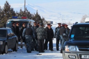 Արշալույսում համայնքապետի ընտրություններ են. ոստիկաններն աննախադեպ շատ են