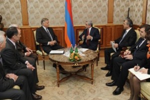 Նախագահին ներկայացվել է «Հարավկովկասյան երկաթուղի»-ի նոր գլխավոր տնօրեն 
Վիկտոր Ռեբեցը