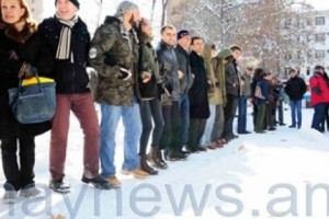 Сквер на проспекте Маштоца отстоят граждане