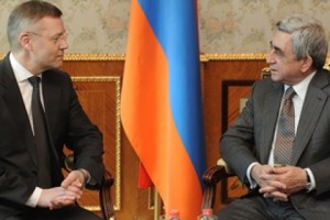 Սերժ Սարգսյանն ընդունել է ՖՐՈՆՏԵՔՍ-ի գործադիր տնօրենին