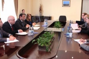 Երևանի քաղաքապետը հանդիպել է Վերակառուցման և զարգացման եվրոպական բանկի 
ներկայացուցիչներին
