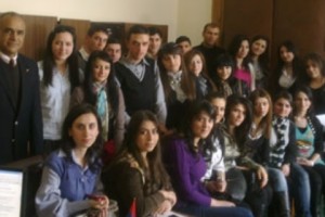 Րաֆֆի Հովհաննիսյանը ԱԺ-ում հյուրընկալեց բուհերի ուսանողներին