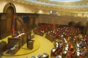 41 мажоритарный мандат уже в кармане властей, утверждает оппозиционный депутат