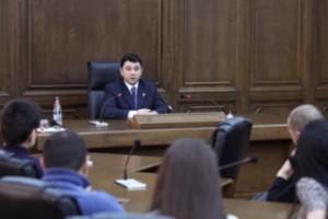 Эдуард Шармазанов: «Не всегда оппозиция ошибается и не всегда власть бывает права»