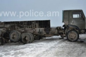 «ԿամԱԶ»-ը շրջվել է, վարորդը հիվանդանոցում է
