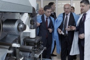 Վարչապետն արդյունաբերական ռազմավարության ներքո ծանոթացել է 
դեղագործական ընկերության զարգացման ծրագրերին