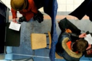 Кандидат в депутаты НС Карине Погосян «100-процентно» не обижена на выдвинутого 
против нее брата Овика Абрамяна