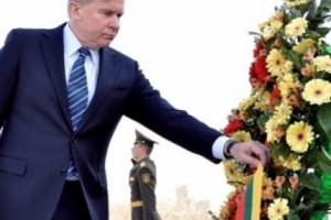 Lithuanian Foreign Minister Visits Genocide Memorial in Yerevan