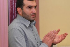 Տիգրան Տեր-Պետրոսյանն ընդդեմ Գոհար Վեզիրյանի և Լյովա Խաչատրյանի պաստառների