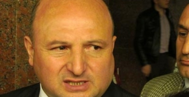 Prosperous Armenia Proxies Claim Gyumri Mayor's Son Snatched TV Camera
