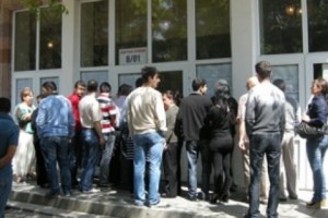  Election 2012: Preliminary Results Give Nod to Ruling Republican Party