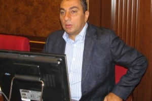 Samvel Aleksanyan to Reward Best Campaign Staffers with $20,000 &amp; Dubai Holiday