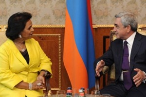 Armenian Prez Hosts Member of Kuwaiti Royal Family
