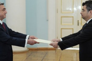 Էկվադորի նոր դեսպանը հավատարմագրերն է հանձնել նախագահին