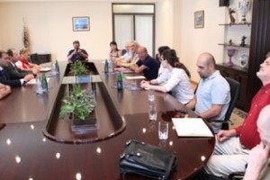 Երևանի քաղաքապետը հանդիպել է իտալացի արվեստագետներին