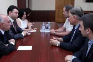Կանադացի խորհրդարանականներ. Կանադայում «հայկական կրակը միշտ վառ է»
