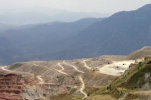 «Ագռավ պահի, որ աչքդ հանի». կամ ո՞վ է իրականում ընտրելու Կապանի 
քաղաքապետին