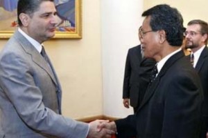 ԱԶԲ գործադիր տնօրենը շնորհավորել է վարչապետին՝ տպավորիչ տնտեսական աճ 
արձանագրելու կապակցությամբ