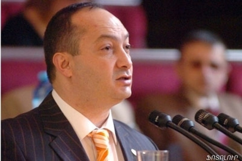Պատգամավորն ու նրա թիկնապահները ոստիկան են ծեծել