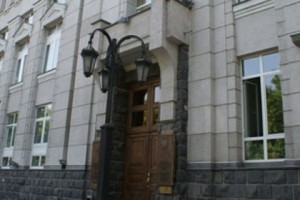 2009 թ. միջին փոխարժեքի հավասարակշիռ մակարդակը կլինի 360-380 դրամ 1 դոլարի 
դիմաց