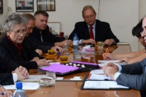 Վ. Տերտերյանն ընդունեց Լեհաստանի Վելիկոպոլսկայի վոյեվոդության մարշալի 
գլխավորած պատվիրակությանը