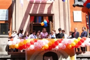 Հիմնանորոգումից հետո վերաբացվել է Խ.Աբովյանի անվան թիվ 2 դպրոցը