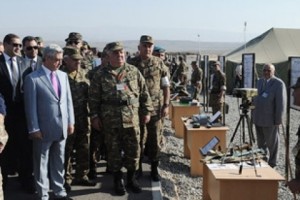 Նախագահը պարգեւատրել է ՀԱՊԿ զորավարժության մասնակիցներին (լուսանկարներ)