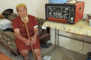 Налоговая служба оштрафовала 78-летнюю женщину и удерживает часть ее пенсии 
(видео)
