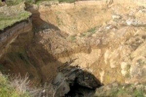 «Ես, որպես Սյունեցի, միշտ զարմացել եմ մեր հարևան ազգի`Հայի, ազգային սարքովի 
շիզոֆրենիայի վրա»