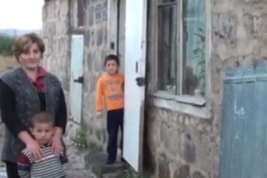 В Гюмри большинство детей, живущих во времянках, получает только среднее 
образование (видео)