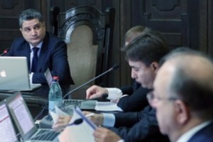 Կառավարություն. հսկիչ դրամարկղային նոր մեքենաների ներդրումը բեռ չի դառնա 
ՓՄՁ-ների համար
