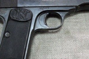 Ատրճանակը, բարեբախտաբար, չի կրակել