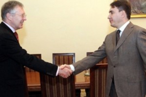 Փոխվարչապետն ընդունեց  ԳԴՀ-ի արտակարգ եւ լիազոր դեսպանին