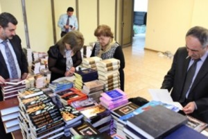 9000 նորատիպ գրքեր՝ Երևանի գրադարաններին