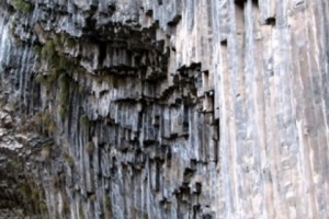 Բաց նամակ ոստիկանապետին Գառնու «Քարերի սիմֆոնիայի» ոչնչացման հարցով