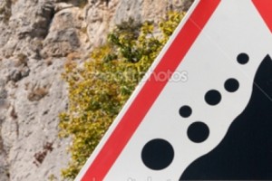 Ժայռաբեկորը՝ միջպետական ավտոճանապարհին