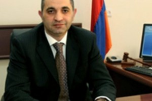 Судья Тадевосян питает особую страсть к недвижимости