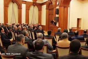 ԼՂՀ նախագահը հանդիպել է Արցախի գործարար միջավայրի ներկայացուցիչների հետ