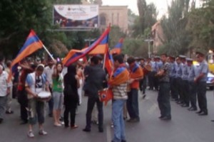 Opposition Marchers Head Down Mashtots Avenue
