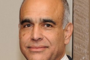 Raffi Hovannisian Visits French Presidential Palace